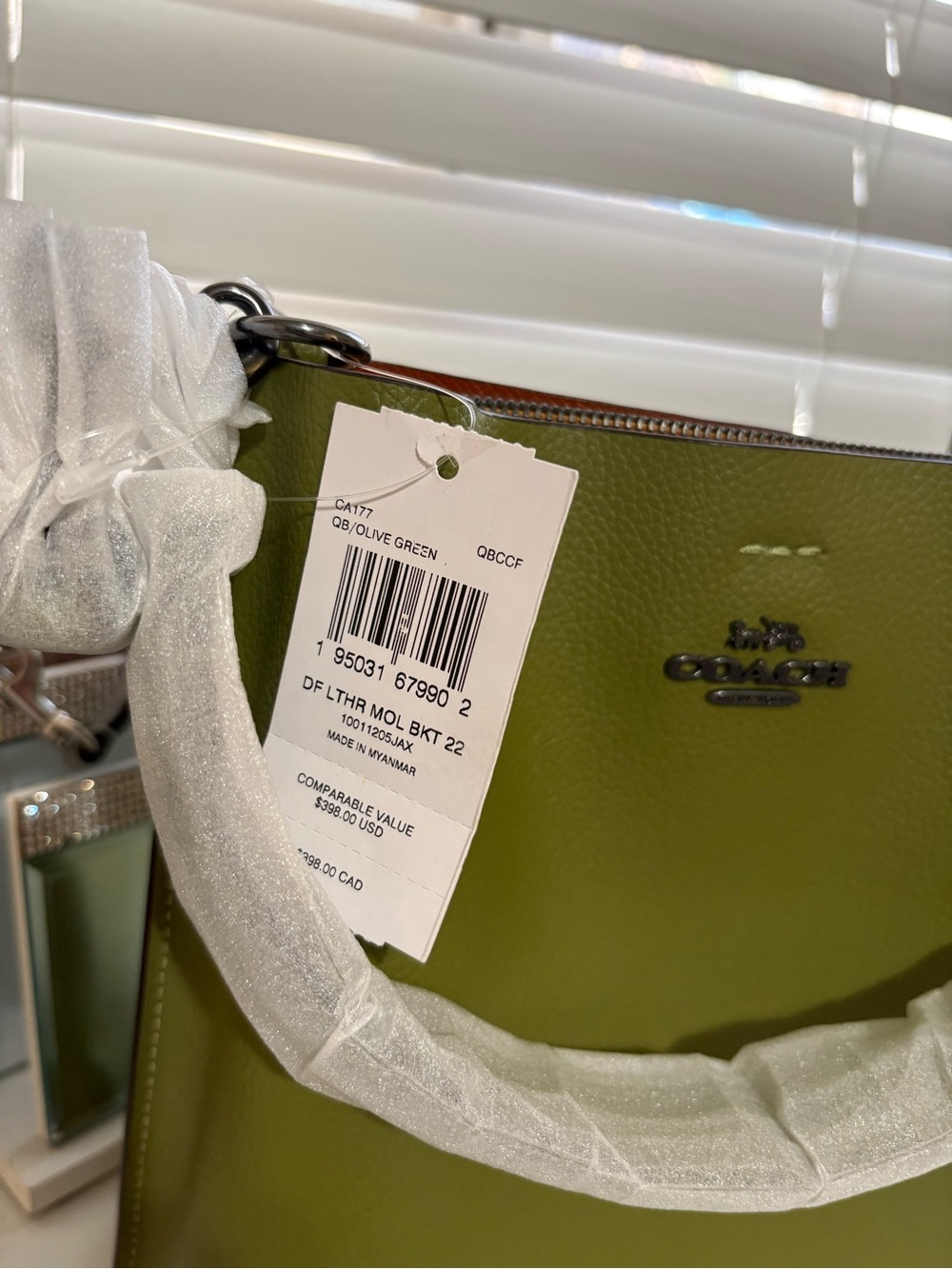 Coach Mollie Bucket Bag 22 NWT - Picture 3 of 6